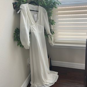 Elegant White Maxi Dress